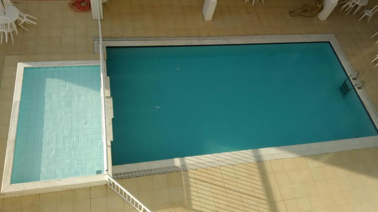 Apartamento Em 卡波布里奥 外观 照片